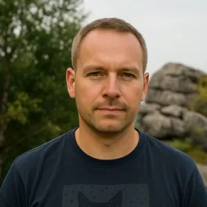 rysiobot™ – interaktywny, śpiewający robot do rysowania i nauki angielskiego